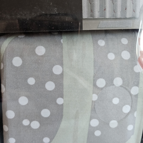 17-Piece Happy Holiday Bath Set Christmas Cardinals Gray Red New - Picture 4 of 7